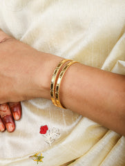 Yashvi Bangles (Set of 4)