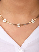 Daisy Bloom Choker Necklace