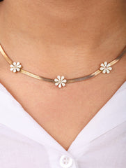 Daisy Bloom Choker Necklace