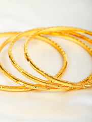 Vidhi Bangles (Set of 4)