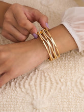 Zelira Flow Women’s Bracelet