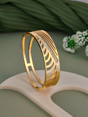 Kalira Arc Women’s Bracelet