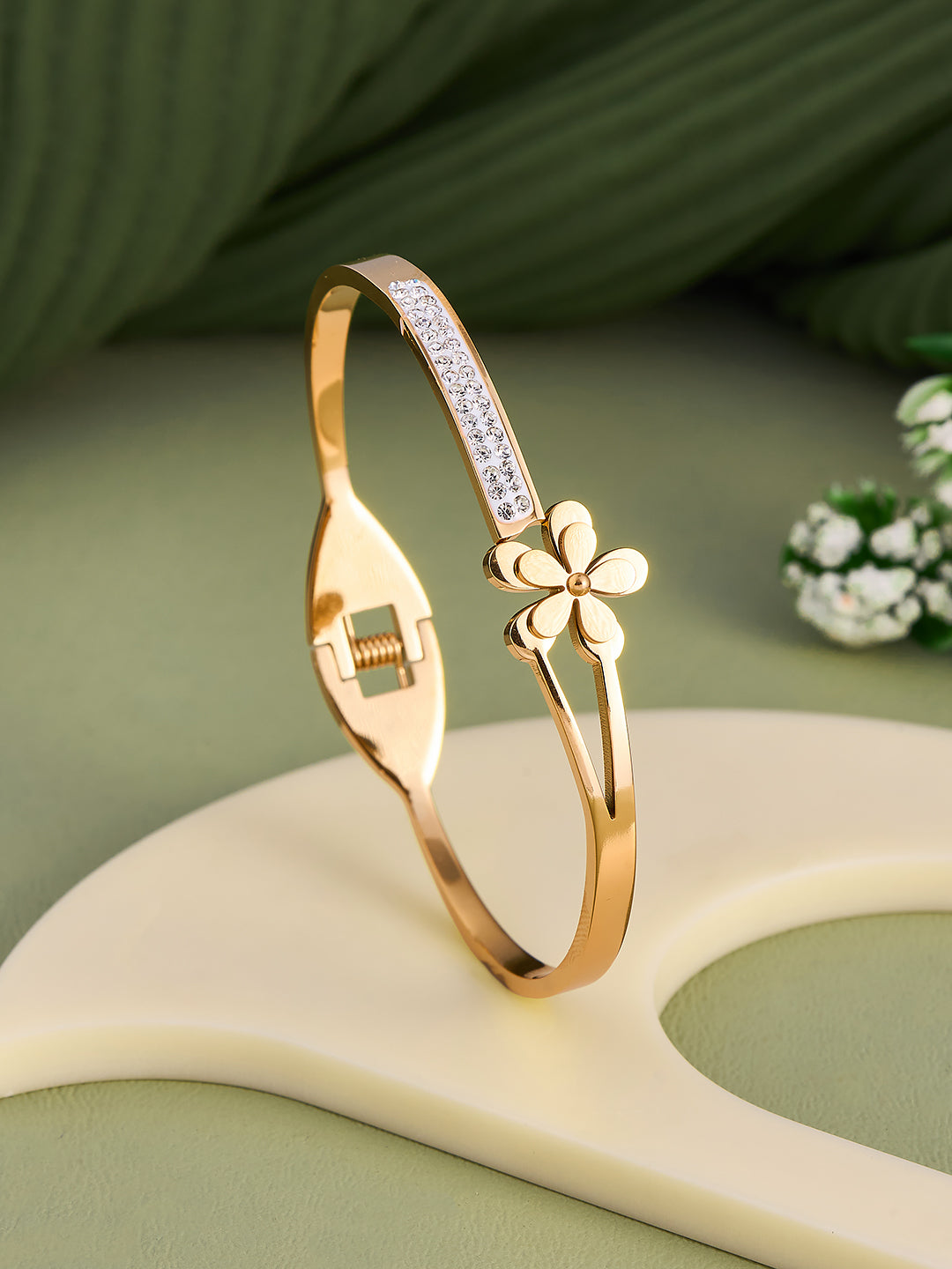 Golden Bloom Bracelet