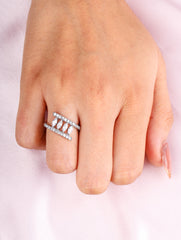 Crown Elegance Ring – Silver Edition