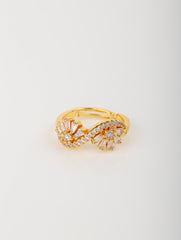 Radiant Crown Ring – Gold Edition