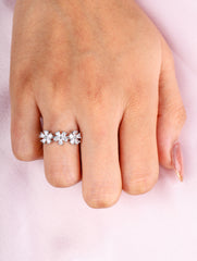 Floral Glow Silver Ring