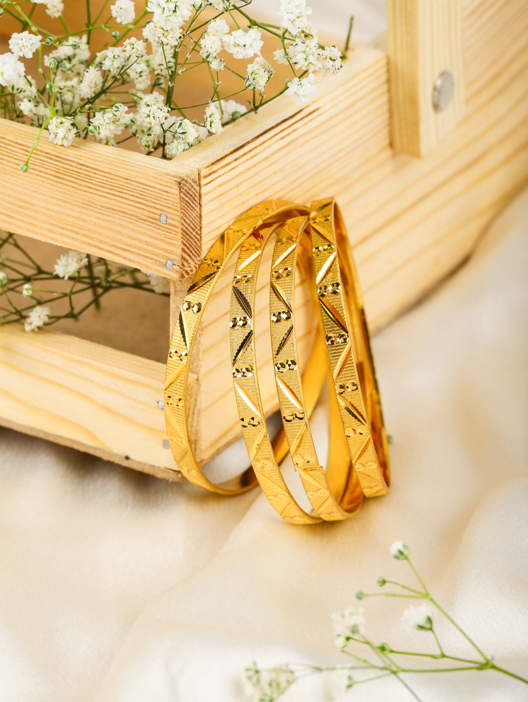 Ishita Bangles (Set of 4)