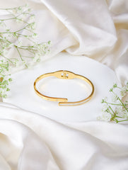 Classic Gold Bracelet