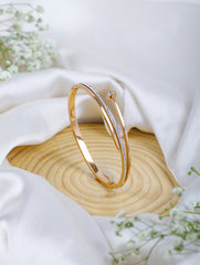 Rose Nail Bracelet