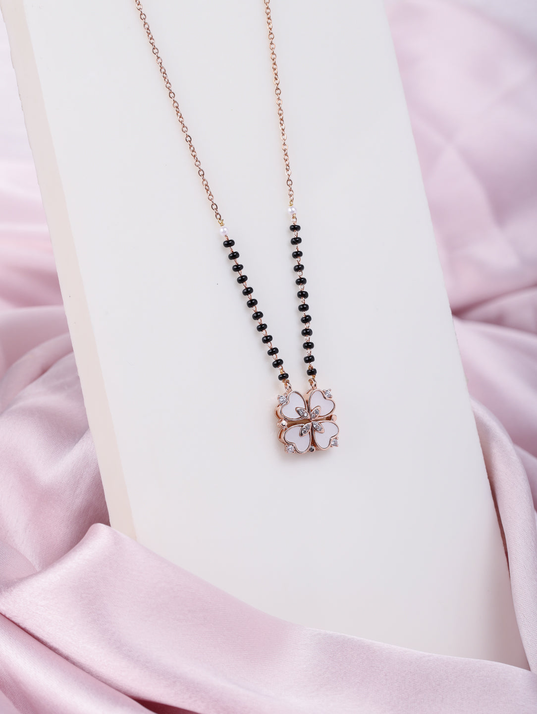 White Hearts Mangalsutra