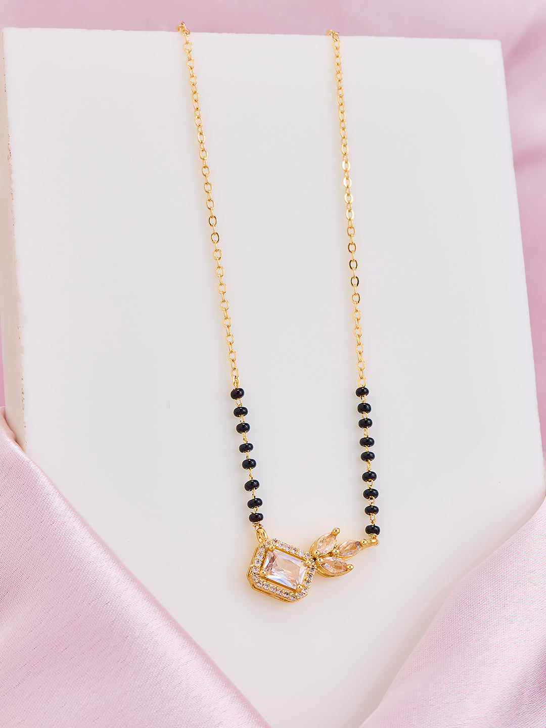 Regal Bow Charm Mangalsutra