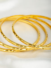 Meera Bangles (Set of 4)