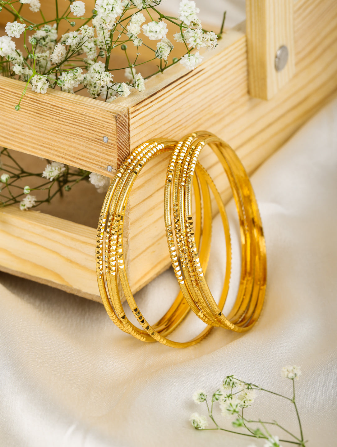 Mahira Bangles (Set of 8)
