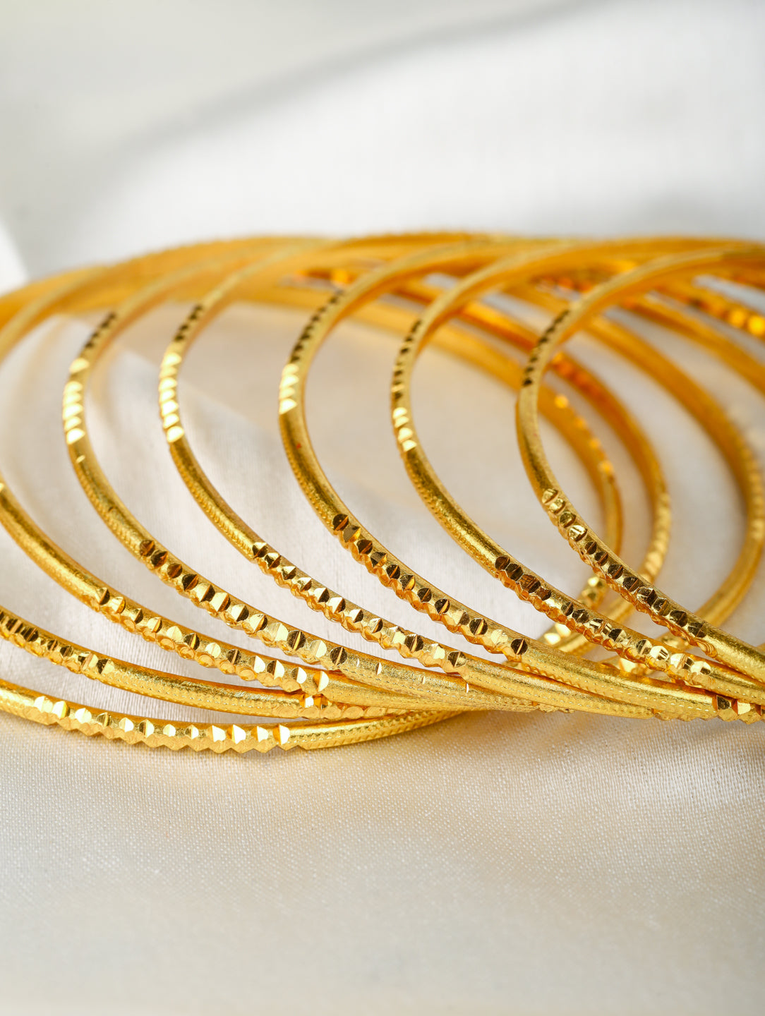 Mahira Bangles (Set of 8)