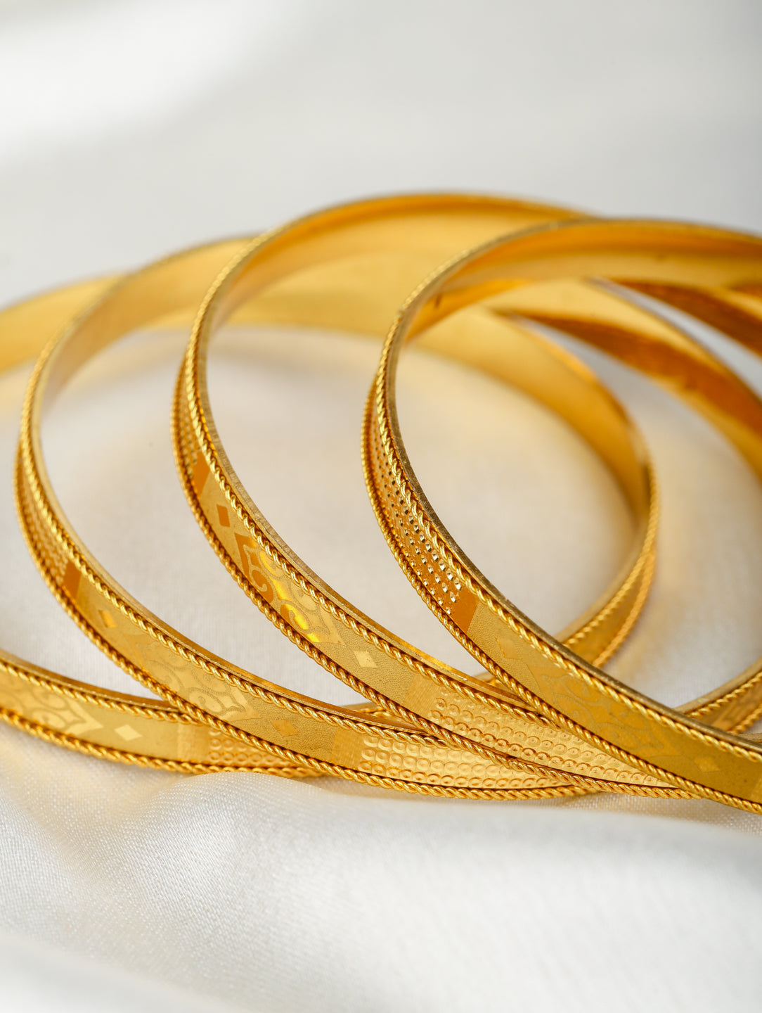 Anika Bangles (Set of 4)