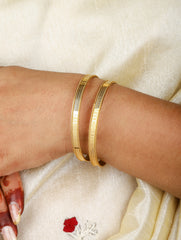 Radhika Bangles (Set of 4)