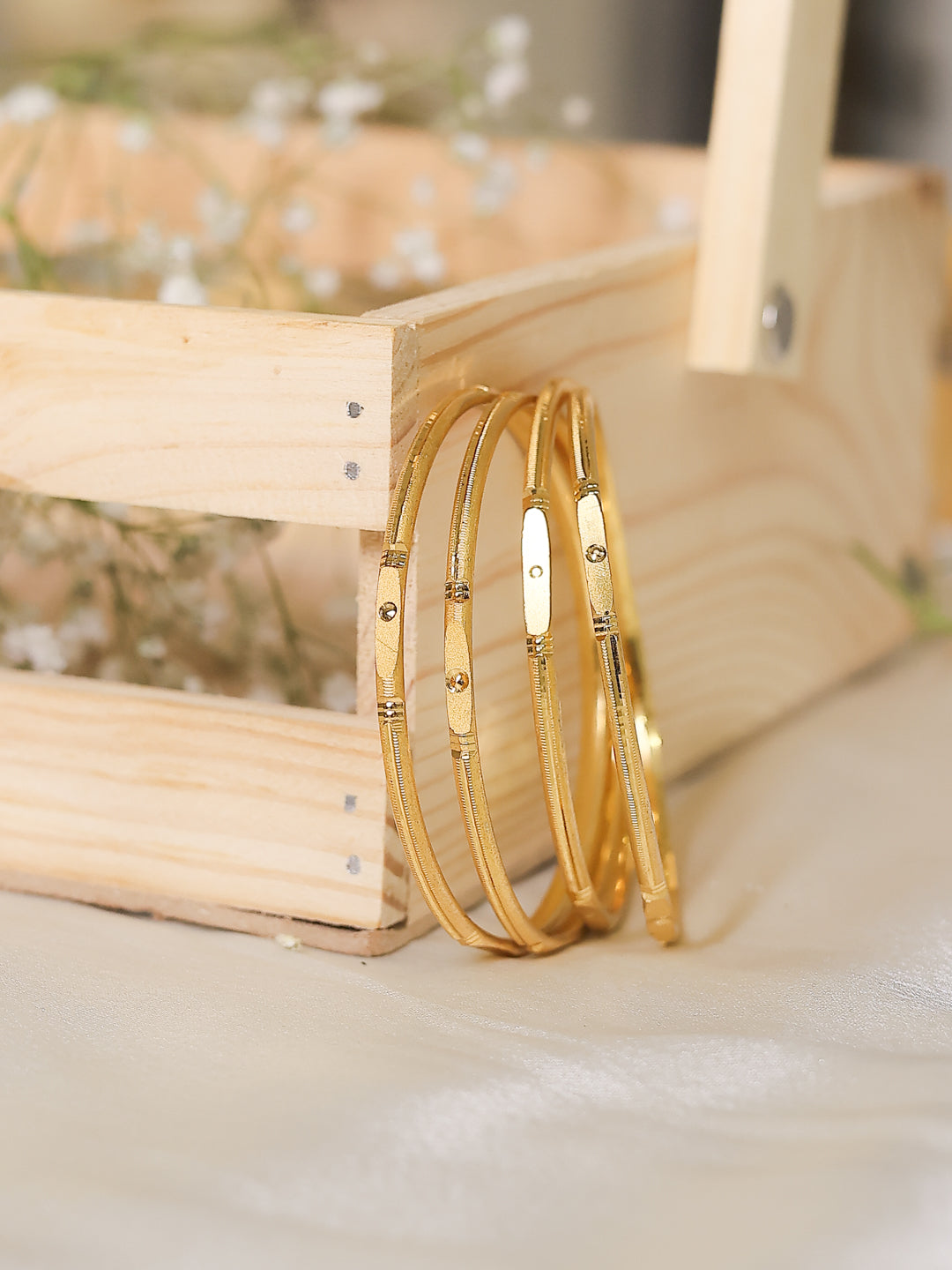 Aarohi Bangles (Set of 4)