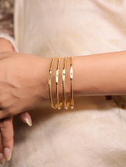 Aarohi Bangles (Set of 4)