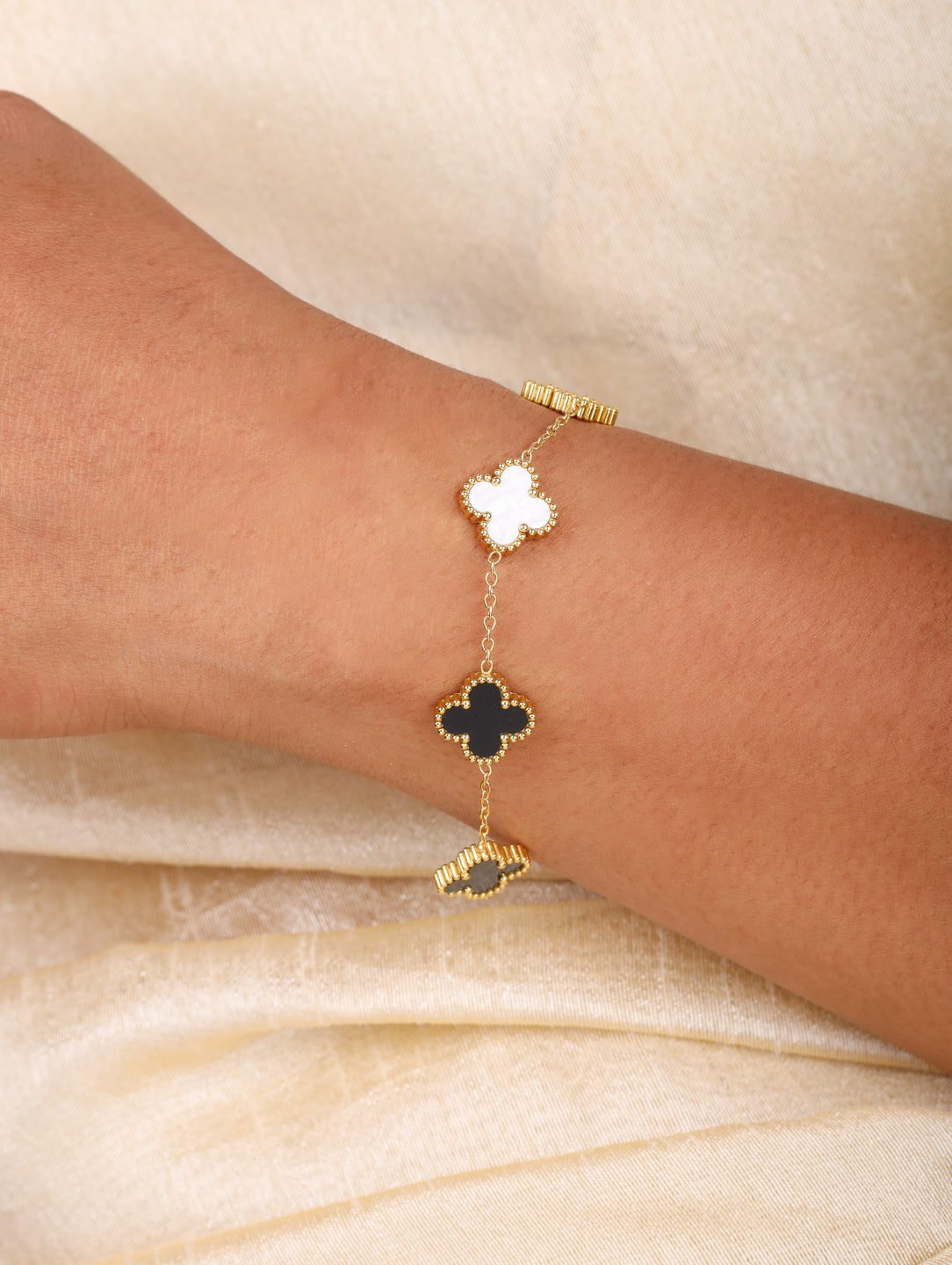 Dual Tone Clover Bracelet