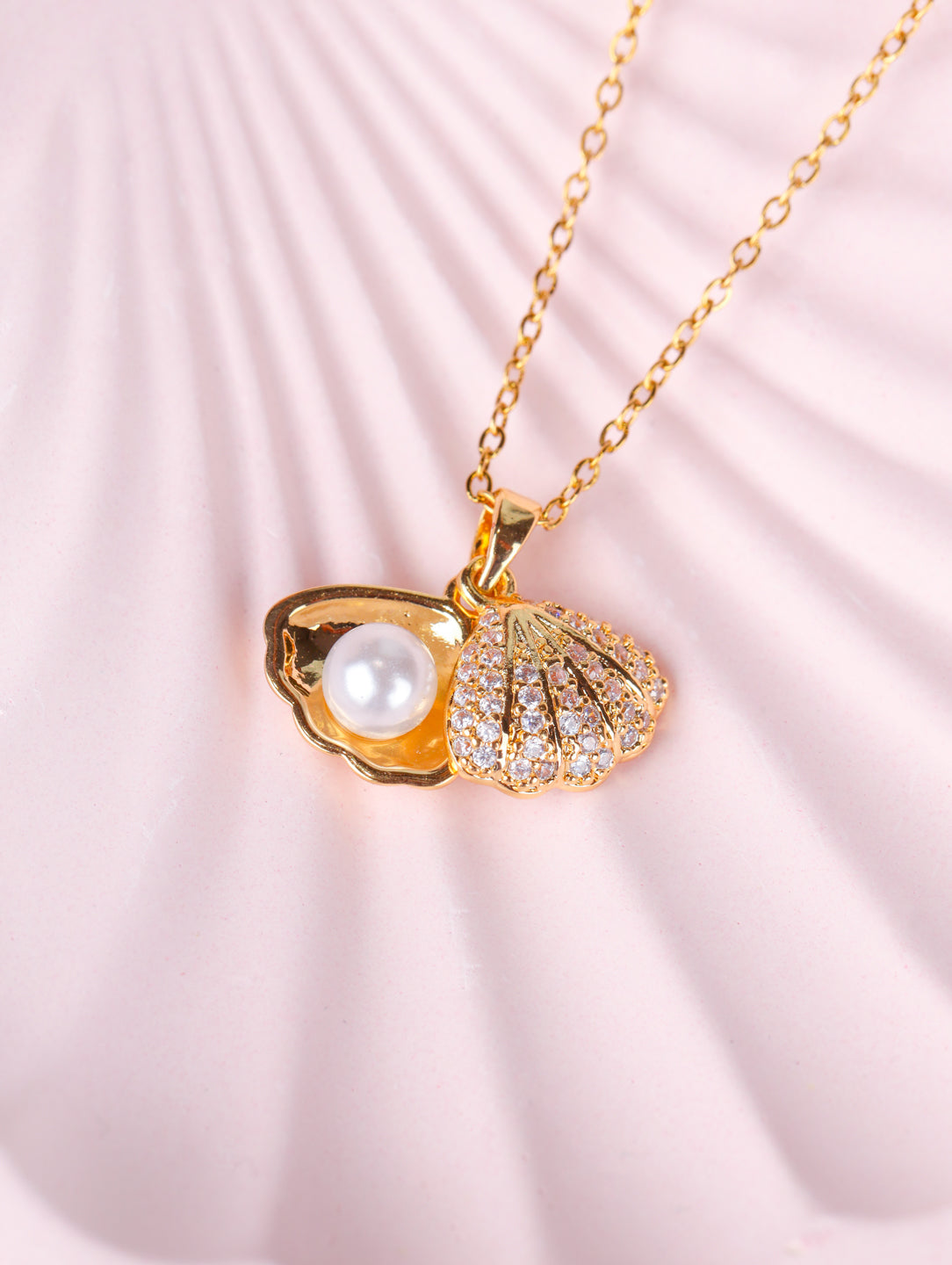 Pearl Shell Necklace