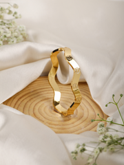 Wave Edge Bracelet