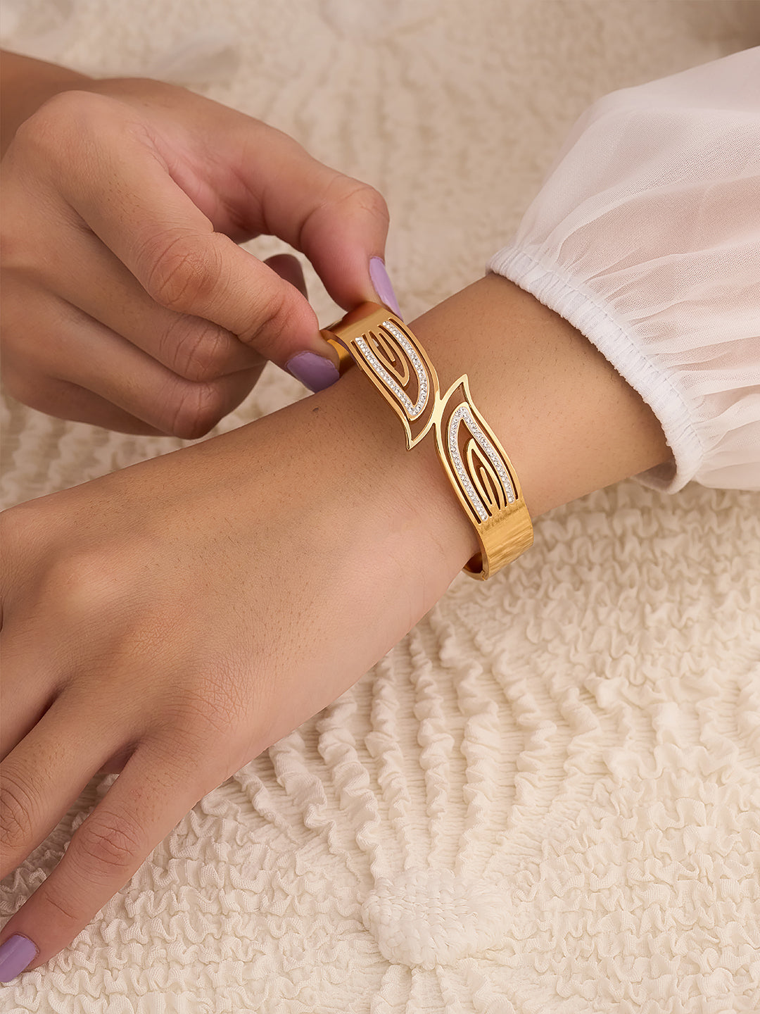 Nyra Flame Women’s Bracelet