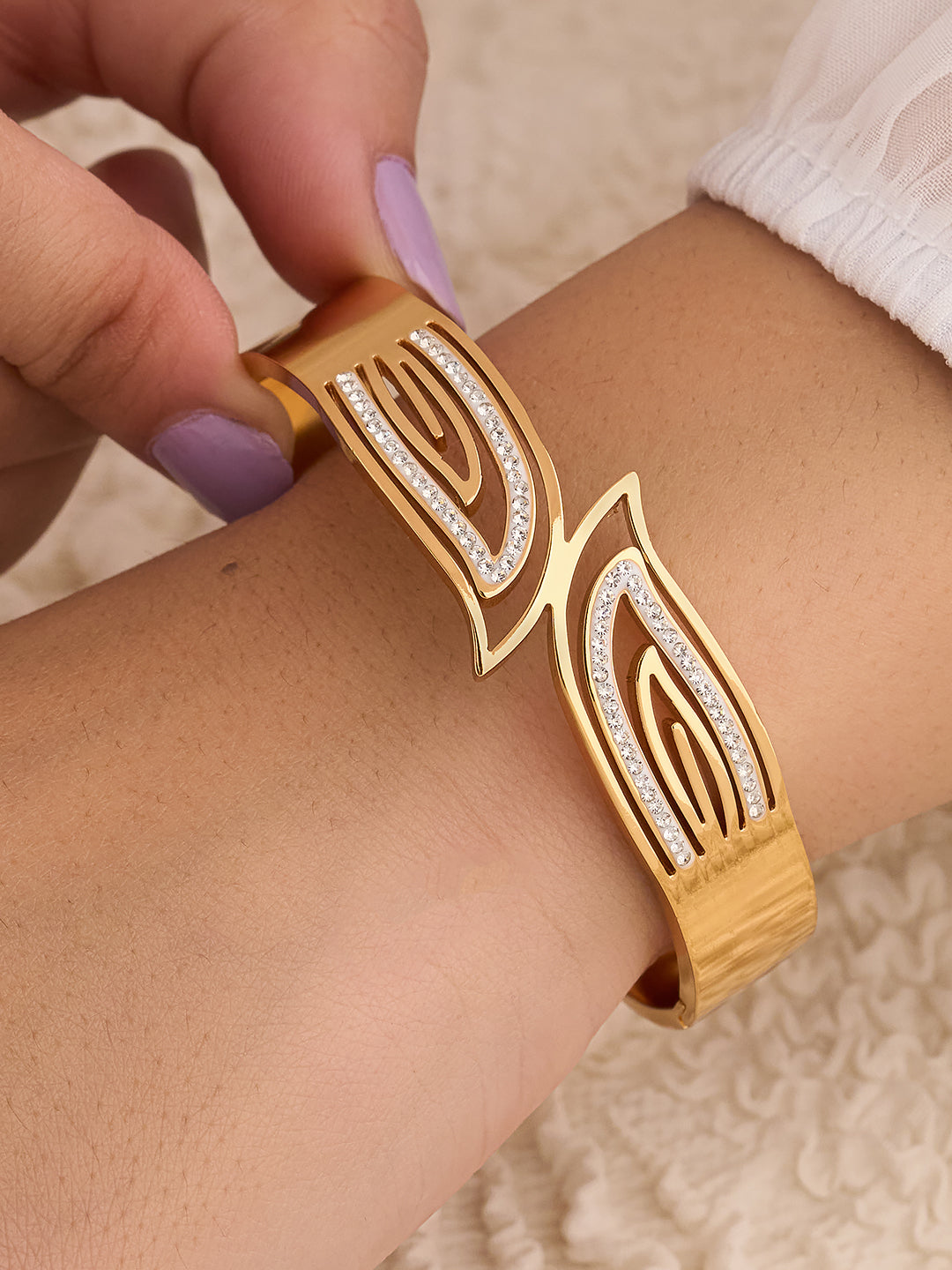 Nyra Flame Women’s Bracelet