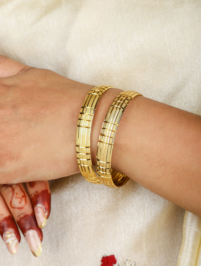 Kanika Bangles (Set of 2)