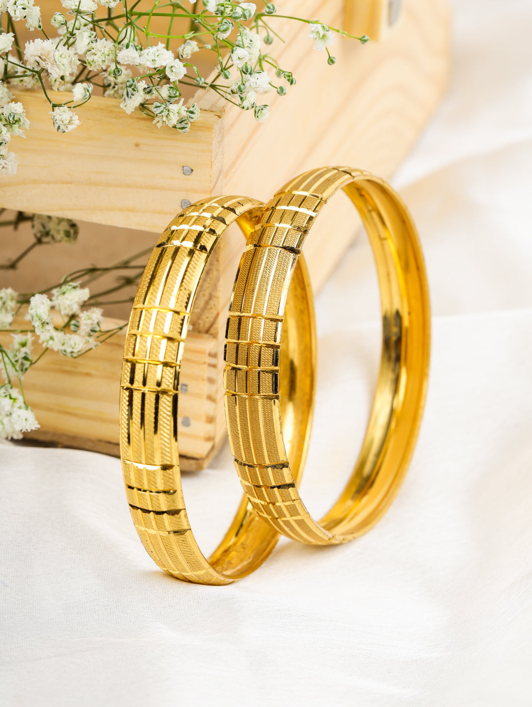 Kanika Bangles (Set of 2)