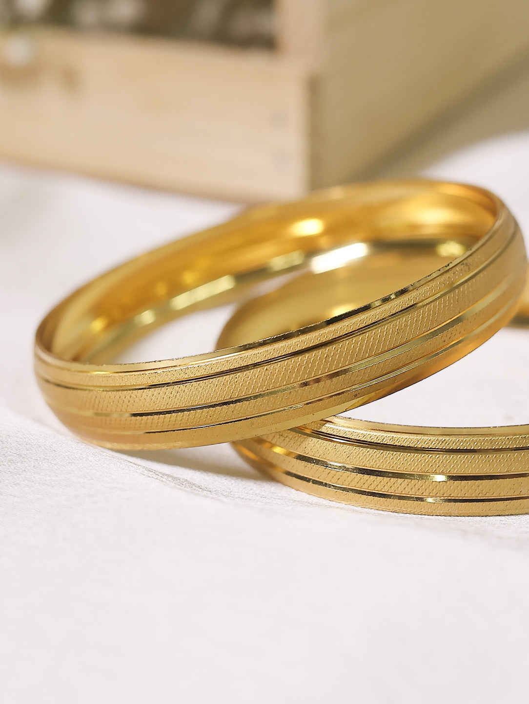 Naira Bangles (Set of 2)