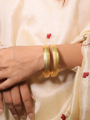 Naira Bangles (Set of 2)