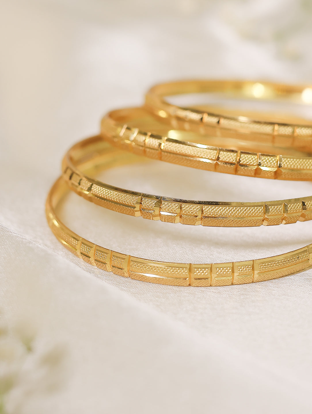 Samaira Bangles (Set of 4)