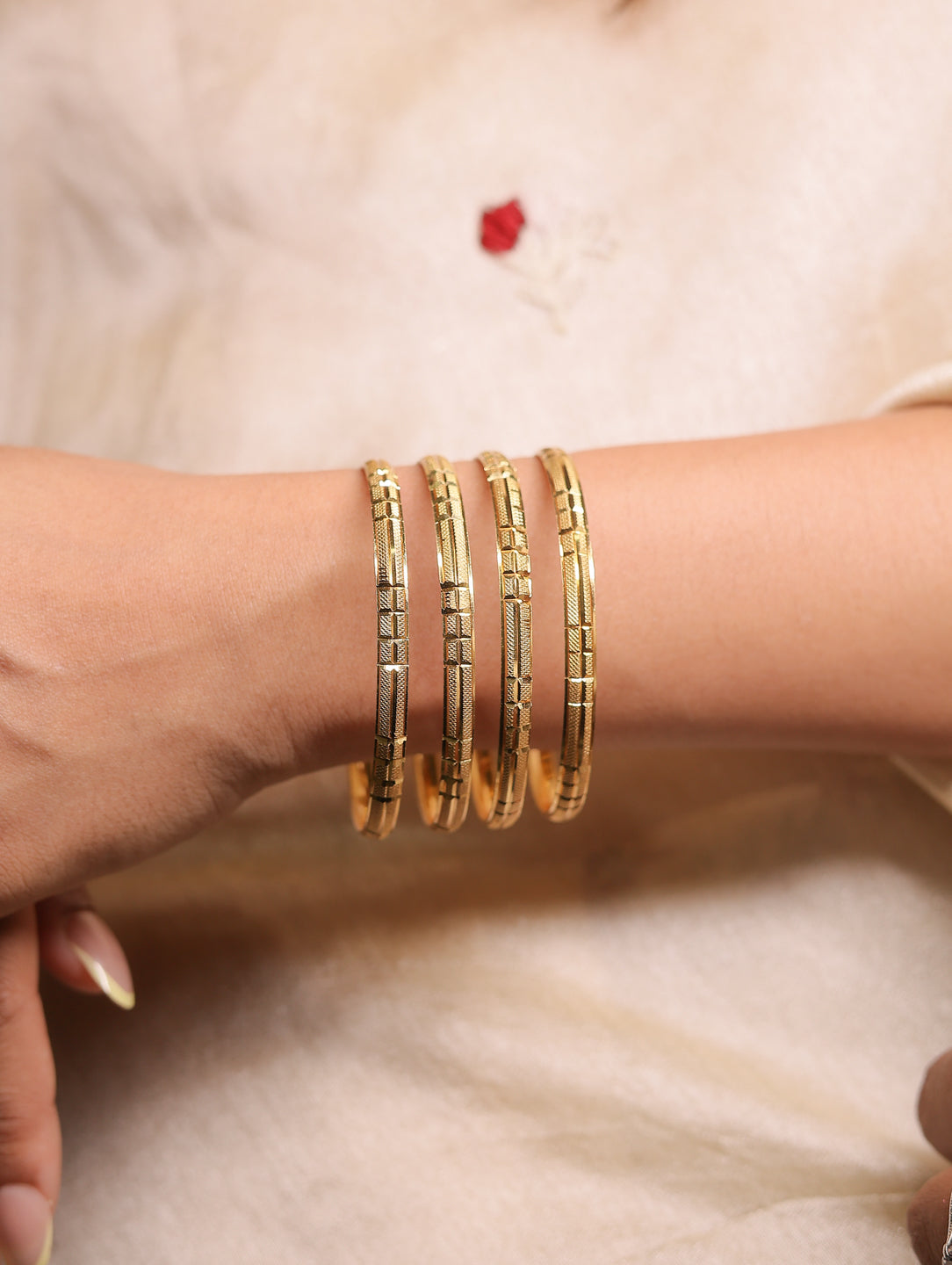 Samaira Bangles (Set of 4)