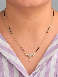 Aarinya Halo Mangalsutra